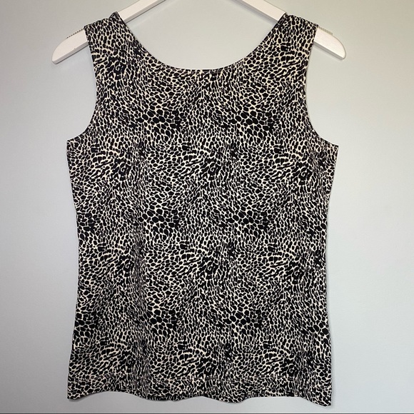 5/$25 | CHICO’S 0 Animal Print Scoop Neck Tank Top - Picture 8 of 8